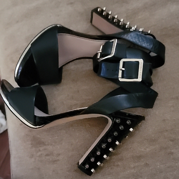 Vince Camuto Black Heels with Gold Studs - Picture 12 of 16